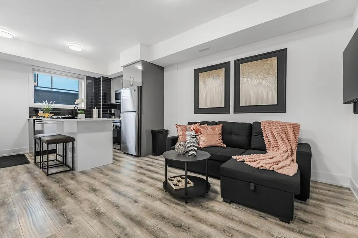 New Stylish 1Br Apartment With Bbq And Situated Close To The Falls And Can Sleep 4 Guests 尼亚加拉瀑布城